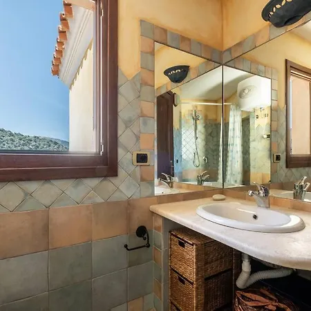 Free Parking - Stunning View Of Tavolara Casa de Férias