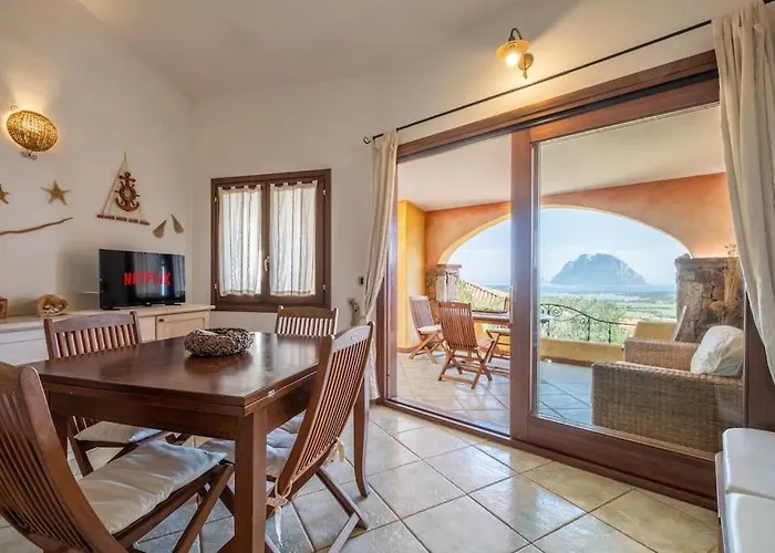 Free Parking - Stunning View Of Tavolara * Loiri Porto San Paolo