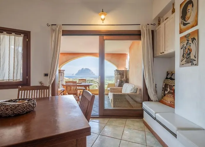 Free Parking - Stunning View Of Tavolara Ferienhaus Loiri Porto San Paolo